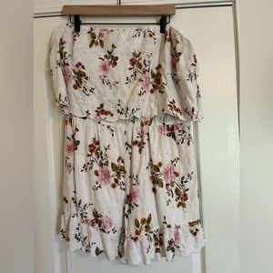 Women’s Plus White Ruffle Floral Romper